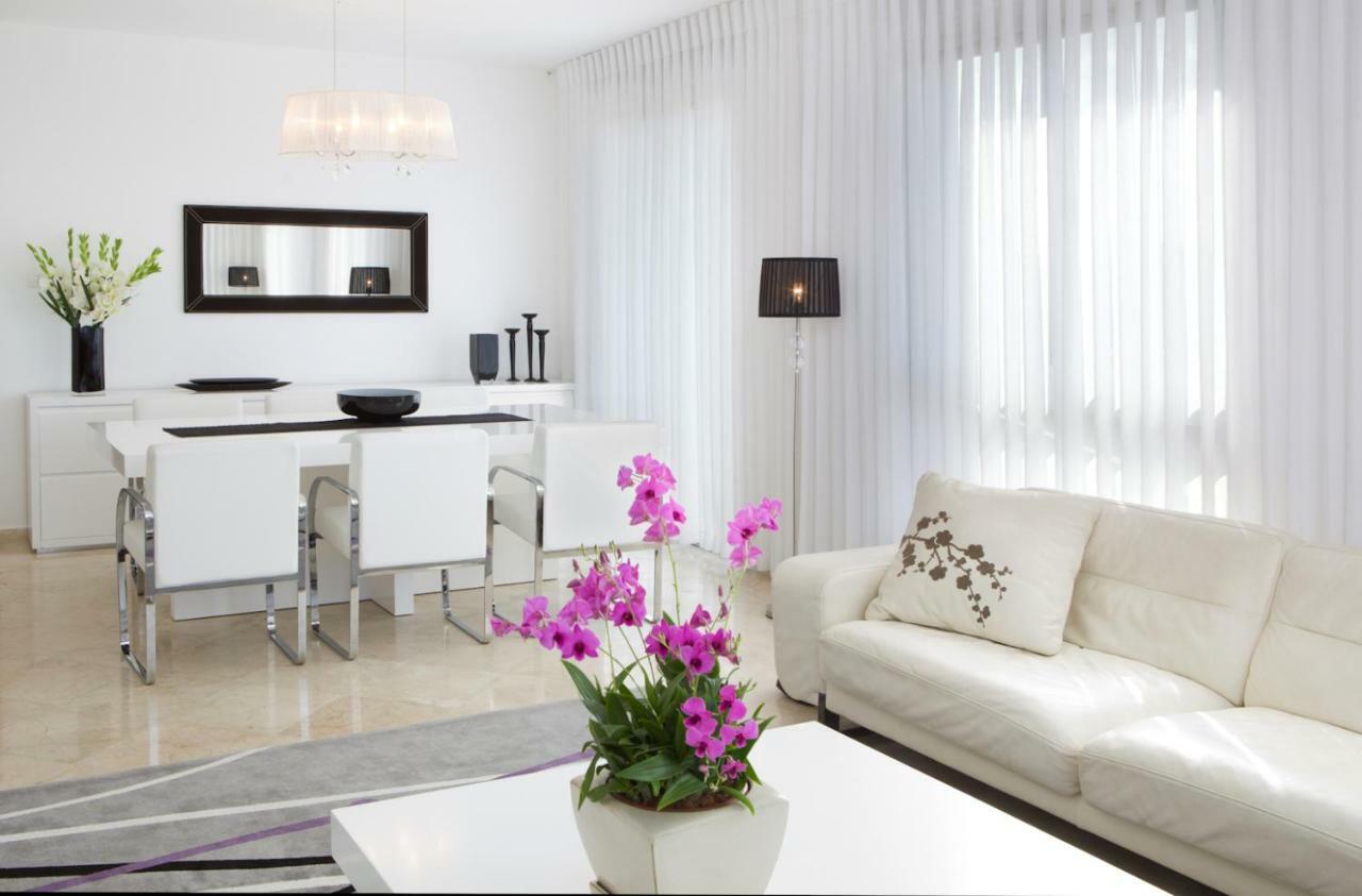Beach Luxury Apartments And Suites เทลอาวีฟ ภายนอก รูปภาพ